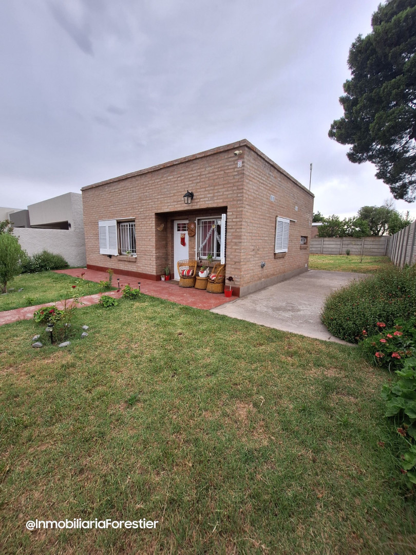Casa en Venta en Belgrano 100,  Saldungaray - Bahía Blanca Propiedades | SITIO OFICIAL l