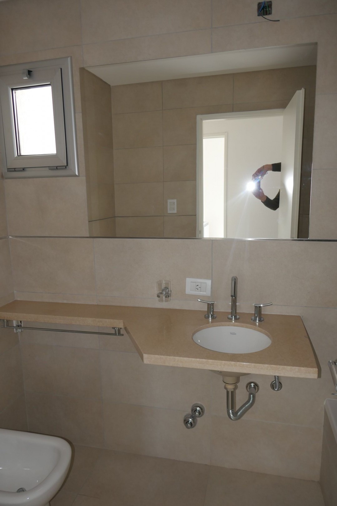 Departamento en Alquiler en San Martin 679, Centro, Bahía Blanca - Bahía Blanca Propiedades | SITIO OFICIAL l