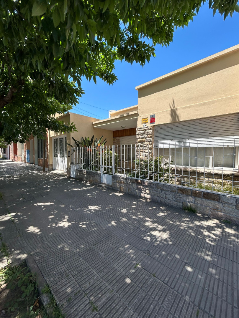 Casa en Venta en Perú 375, Universitario, Bahía Blanca - Bahía Blanca Propiedades | SITIO OFICIAL l