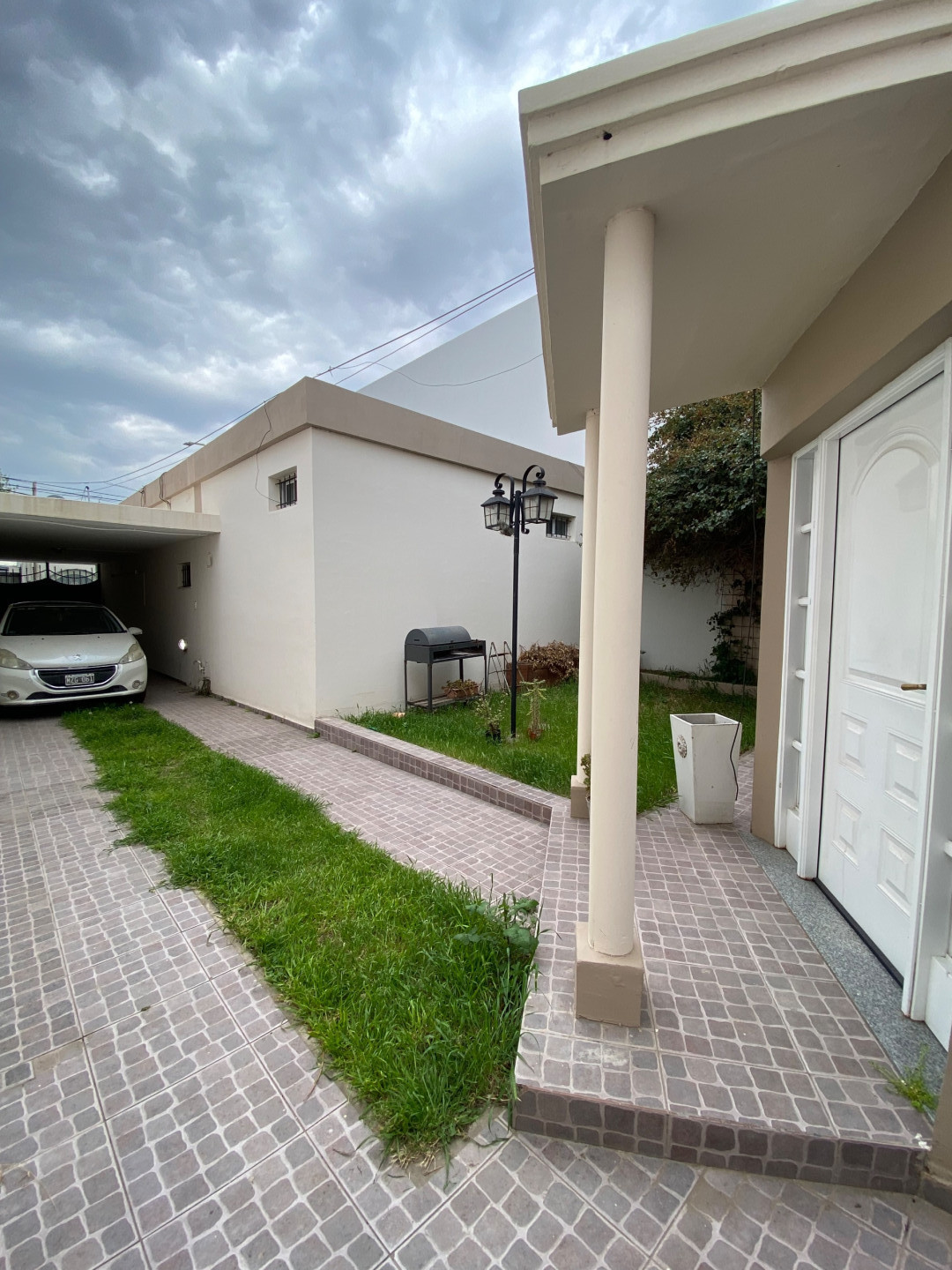 Casa en Venta en Sarmiento 1100, La Falda, Bahía Blanca - Bahía Blanca Propiedades | SITIO OFICIAL l