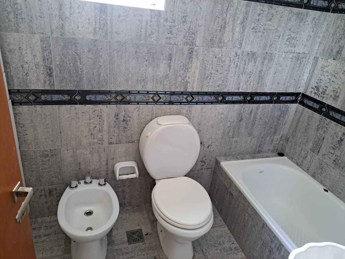 Semipiso en Alquiler en Panamá 828,  Bahía Blanca - Bahía Blanca Propiedades | SITIO OFICIAL l