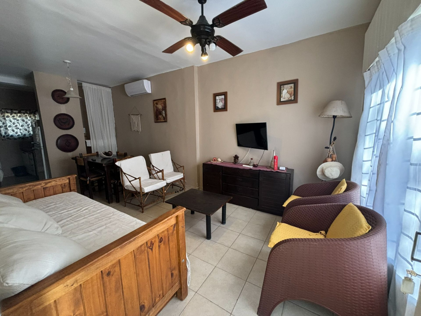 Casa en Venta en Raul Alfonsin 215, Centro, Monte Hermoso - Bahía Blanca Propiedades | SITIO OFICIAL l