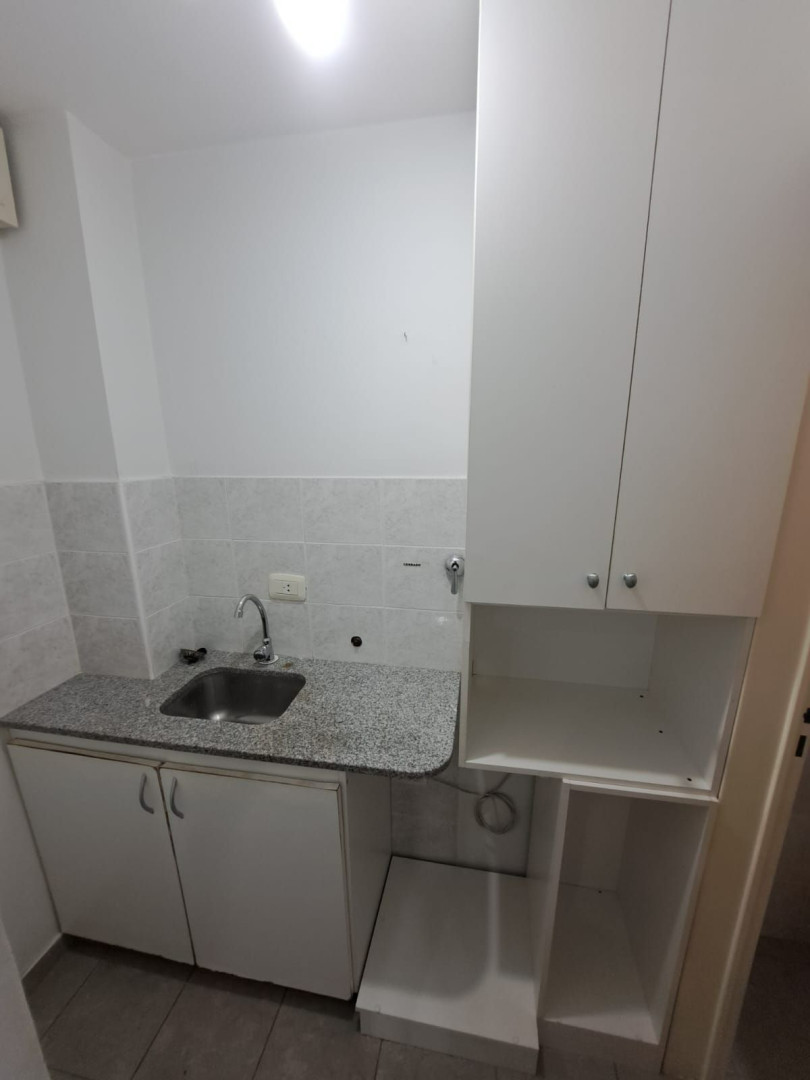Oficina en Alquiler en Saavedra 142,  Bahía Blanca - Bahía Blanca Propiedades | SITIO OFICIAL l