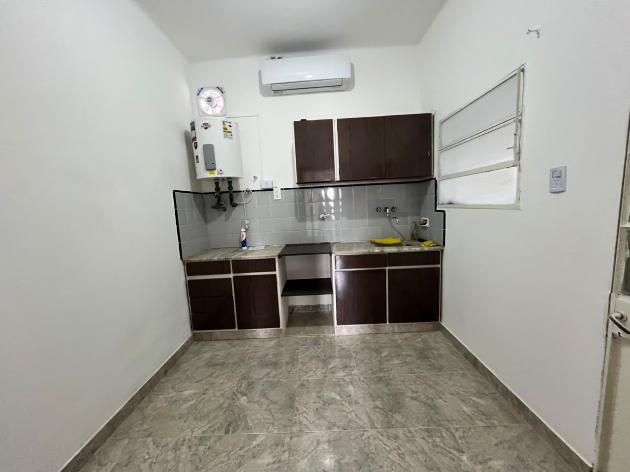 Casa en Alquiler en Solis 1000, La Falda, Bahía Blanca - Bahía Blanca Propiedades | SITIO OFICIAL l