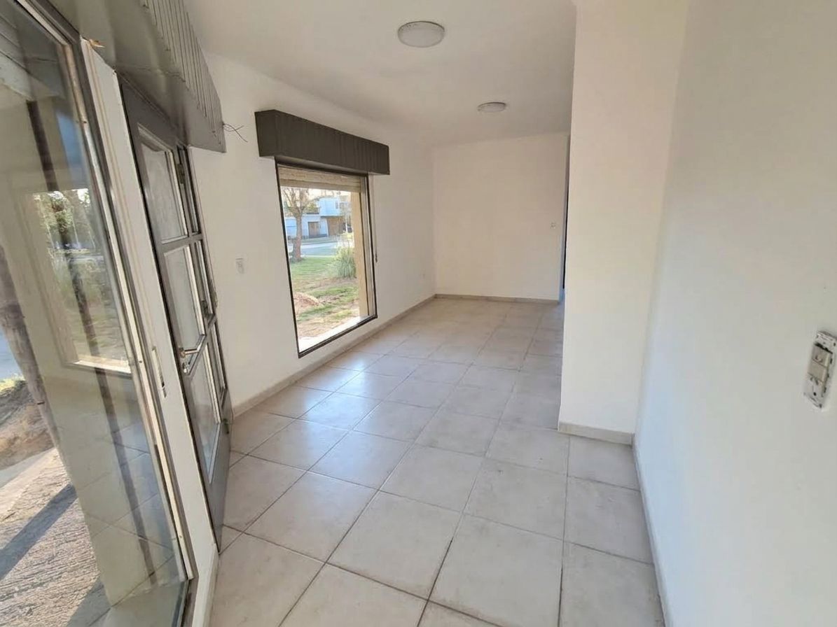 Local en Alquiler en Alberti Y Mitre , San Cayetano, Bahía Blanca - Bahía Blanca Propiedades | SITIO OFICIAL l