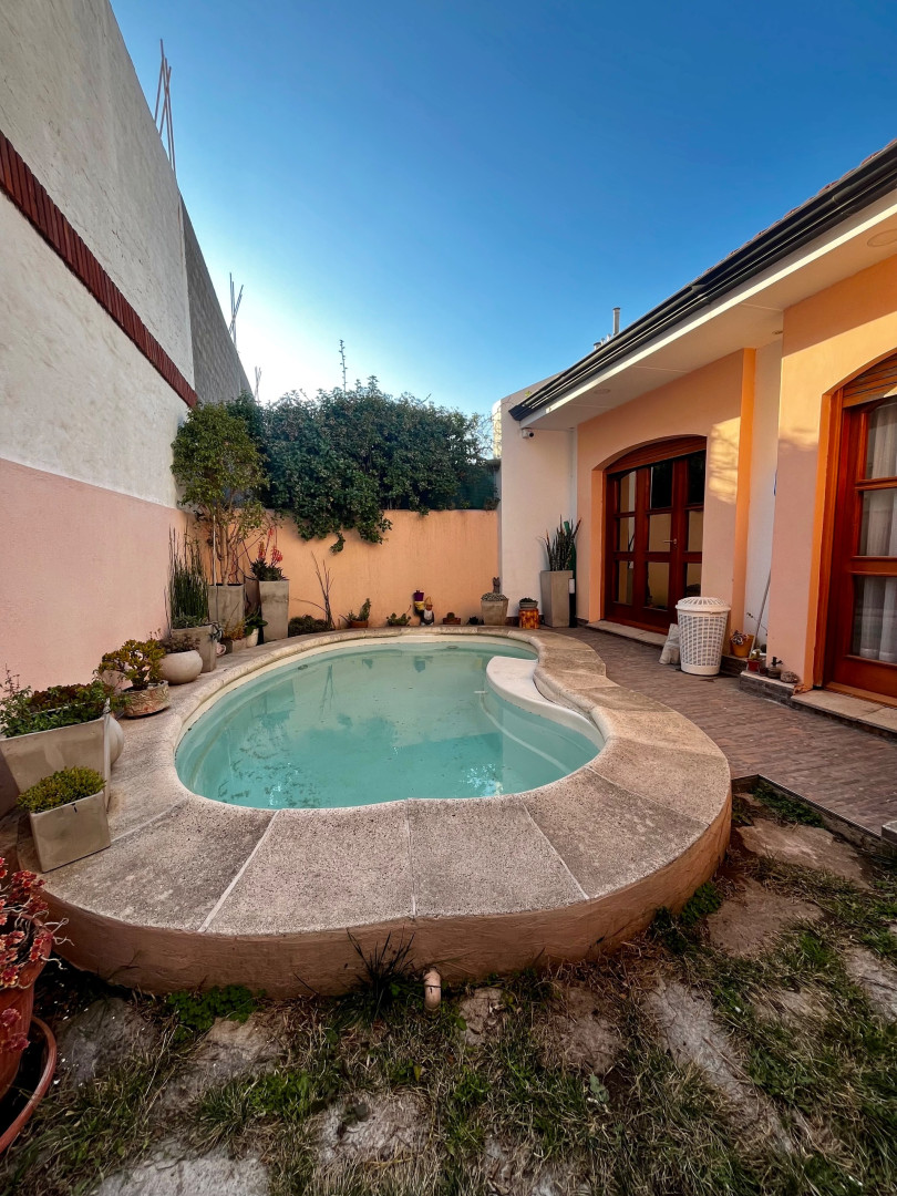 Casa en Venta en Chile 700, Pedro Pico, Bahía Blanca - Bahía Blanca Propiedades | SITIO OFICIAL l