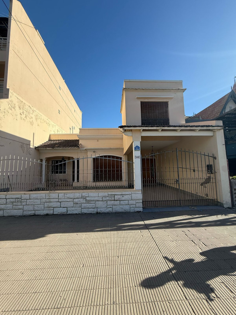 Casa en Venta en AV ALEM  N° 1.210, Universitario, Bahía Blanca - Bahía Blanca Propiedades | SITIO OFICIAL l