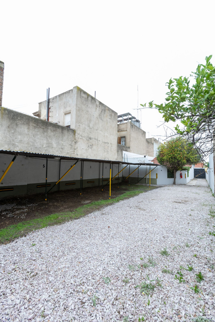 Cochera en Alquiler en Roca 565, Centro, Bahía Blanca - Bahía Blanca Propiedades | SITIO OFICIAL l