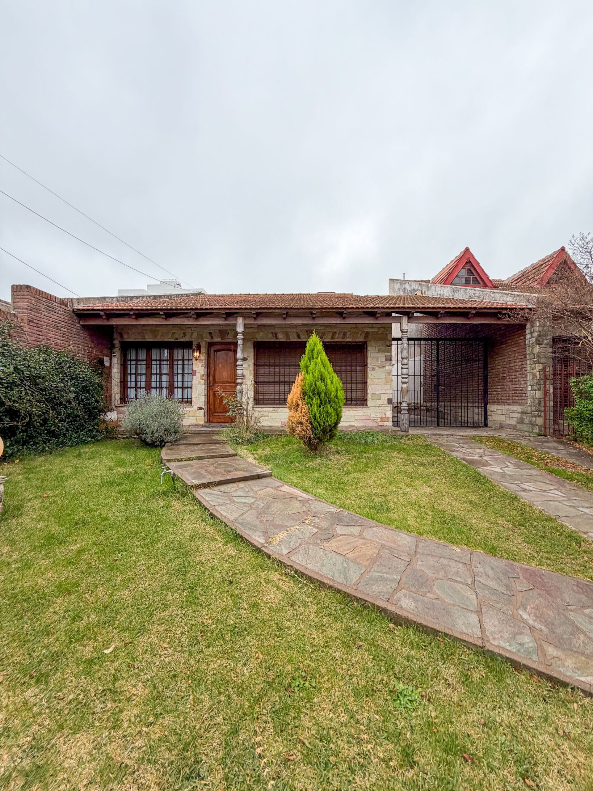 Casa en Alquiler en Santiago Del Estero 142, Universitario, Bahía Blanca - Bahía Blanca Propiedades | SITIO OFICIAL l