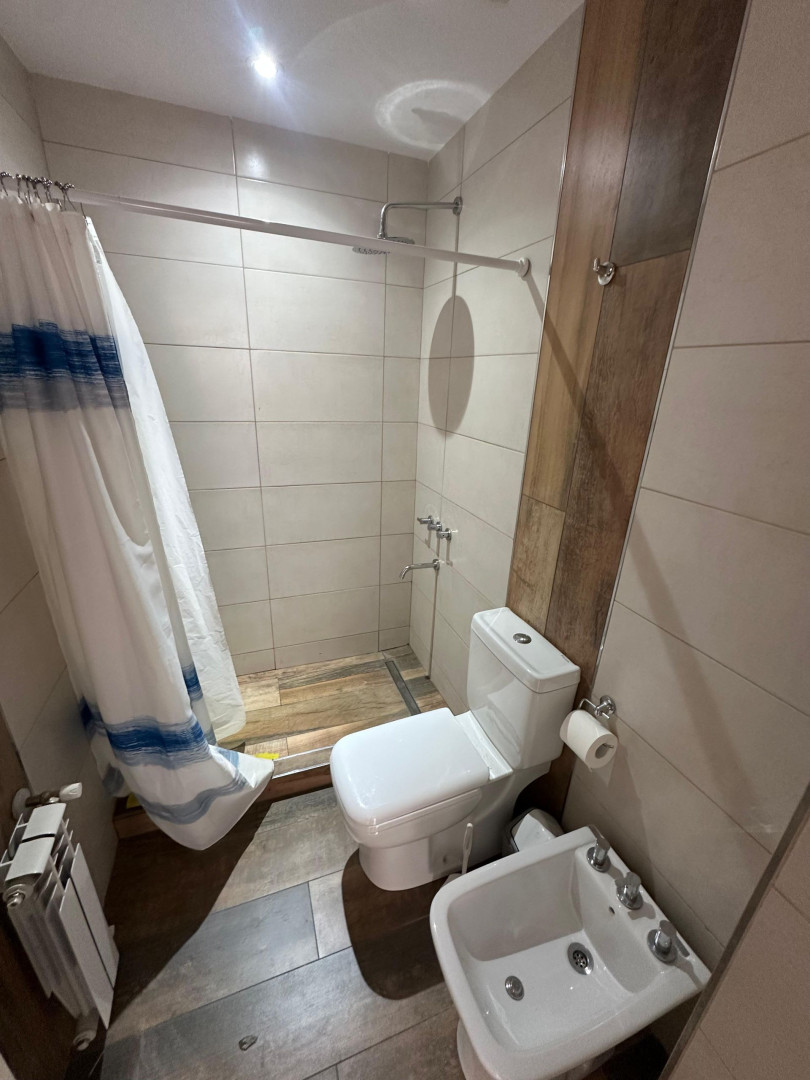 Departamento en Alquiler en Rojas 200, La Falda, Bahía Blanca - Bahía Blanca Propiedades | SITIO OFICIAL l