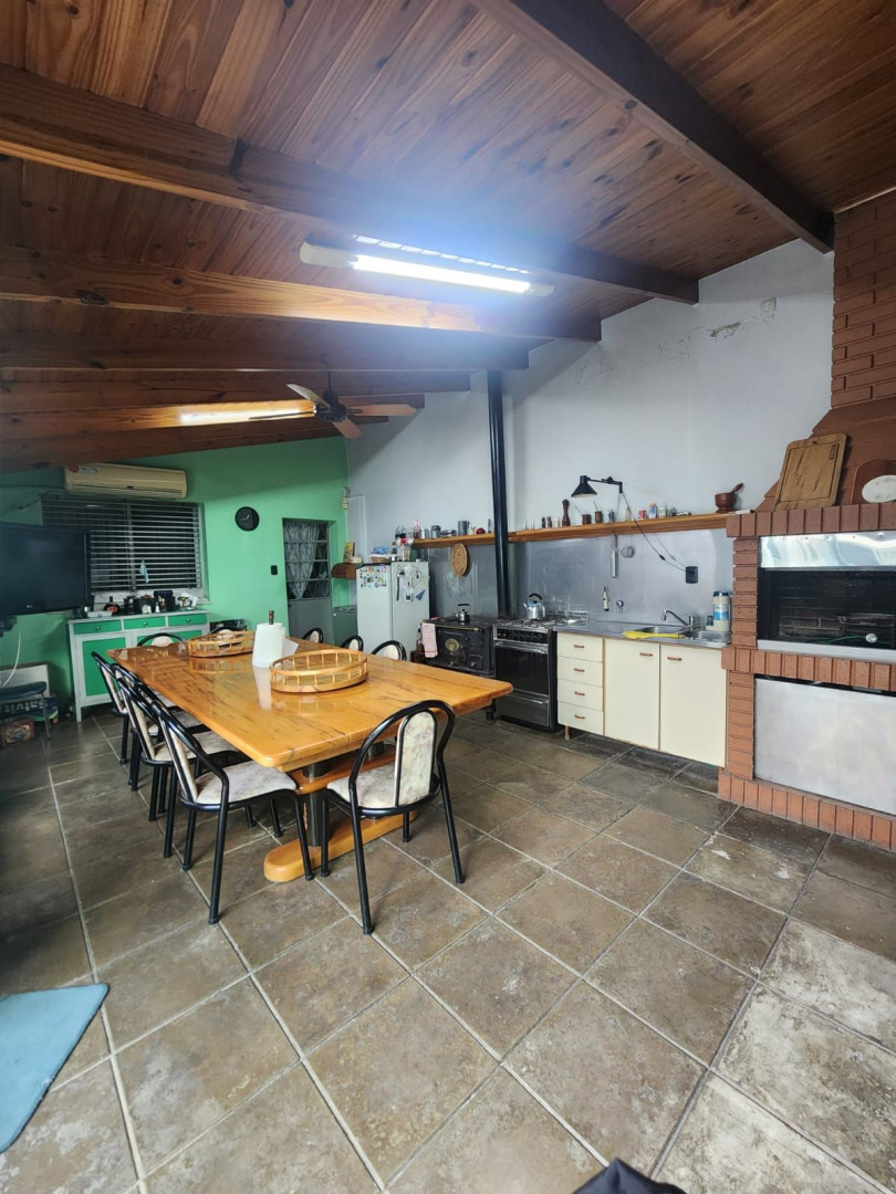 Casa en Venta en Azcuenaga 1000, Sportiva, Bahía Blanca - Bahía Blanca Propiedades | SITIO OFICIAL l