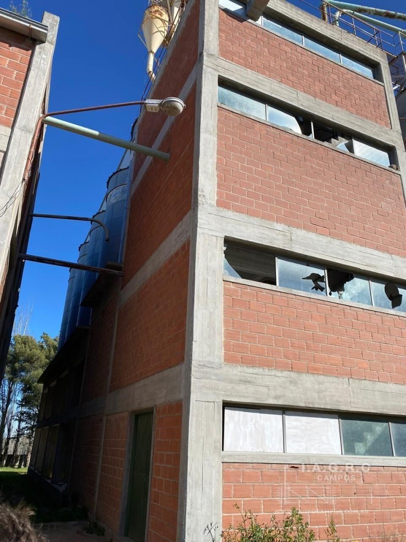 Galpón en Venta en Rincon 4000, Rosendo Lopez, Bahía Blanca - Bahía Blanca Propiedades | SITIO OFICIAL l