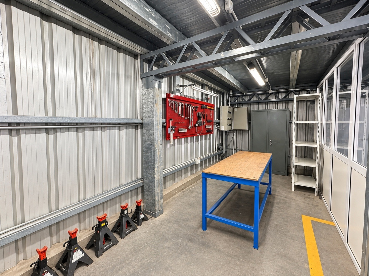 Galpón en Alquiler en Ecuador 3553, Parque Industrial, Bahía Blanca - Bahía Blanca Propiedades | SITIO OFICIAL l
