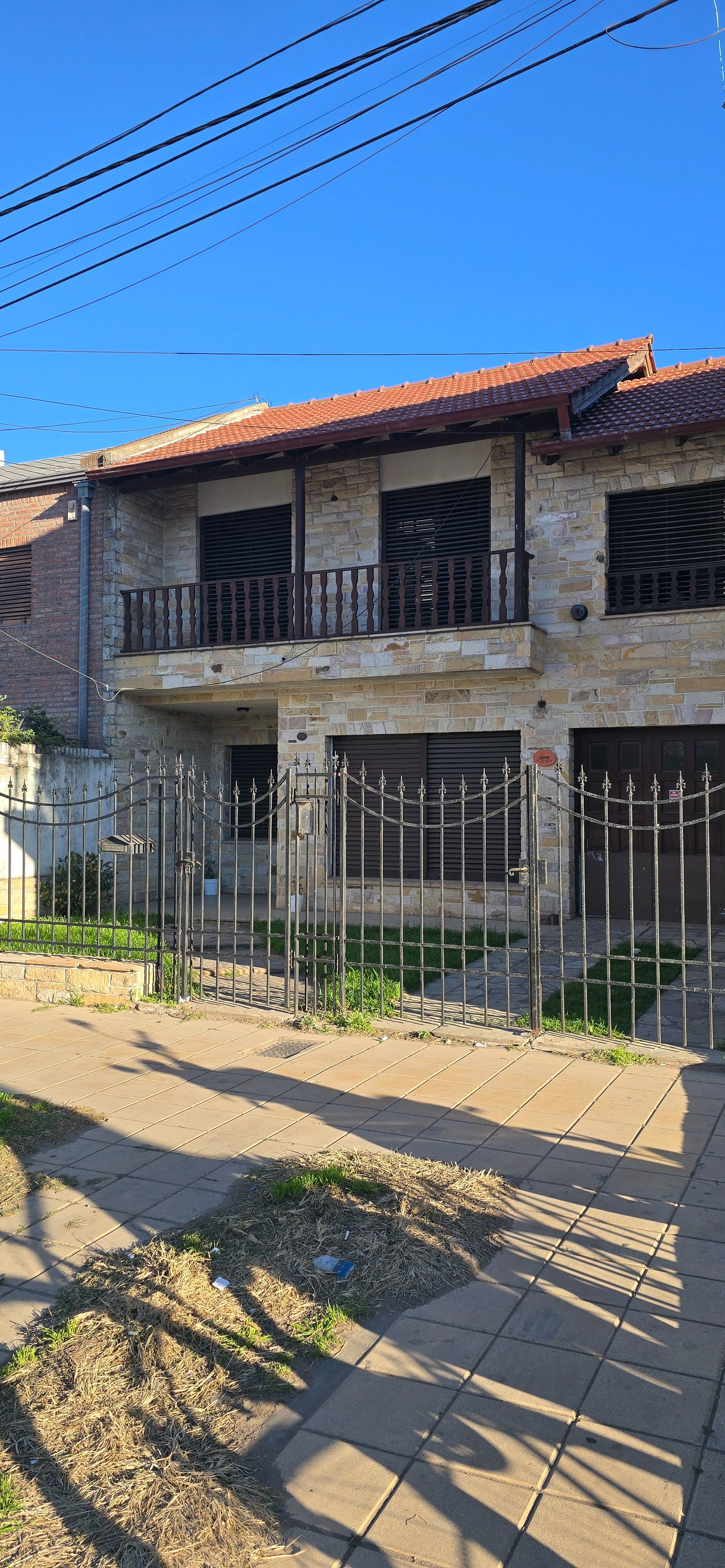 Casa en Venta en Sarmiento 1300, La Falda, Bahía Blanca - Bahía Blanca Propiedades | SITIO OFICIAL l
