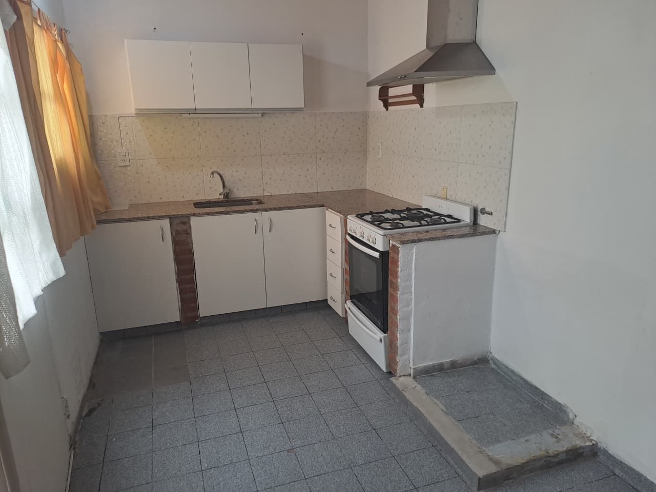 Departamento en Alquiler en Casanova 611, Universitario, Bahía Blanca - Bahía Blanca Propiedades | SITIO OFICIAL l
