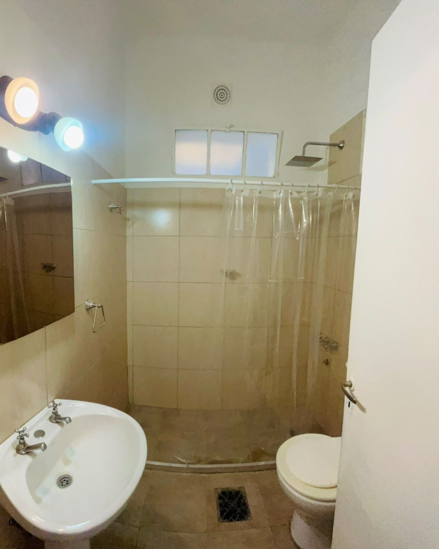 Casa en Alquiler en Alsina 688, Centro, Bahía Blanca - Bahía Blanca Propiedades | SITIO OFICIAL l