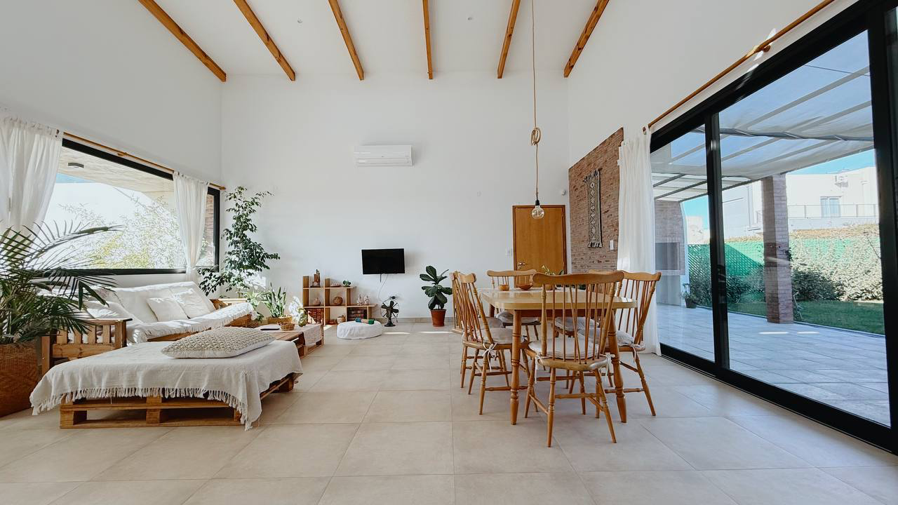 Casa en Venta en Juan Argerich 2945, Las Cañitas II, Bahía Blanca - Bahía Blanca Propiedades | SITIO OFICIAL l