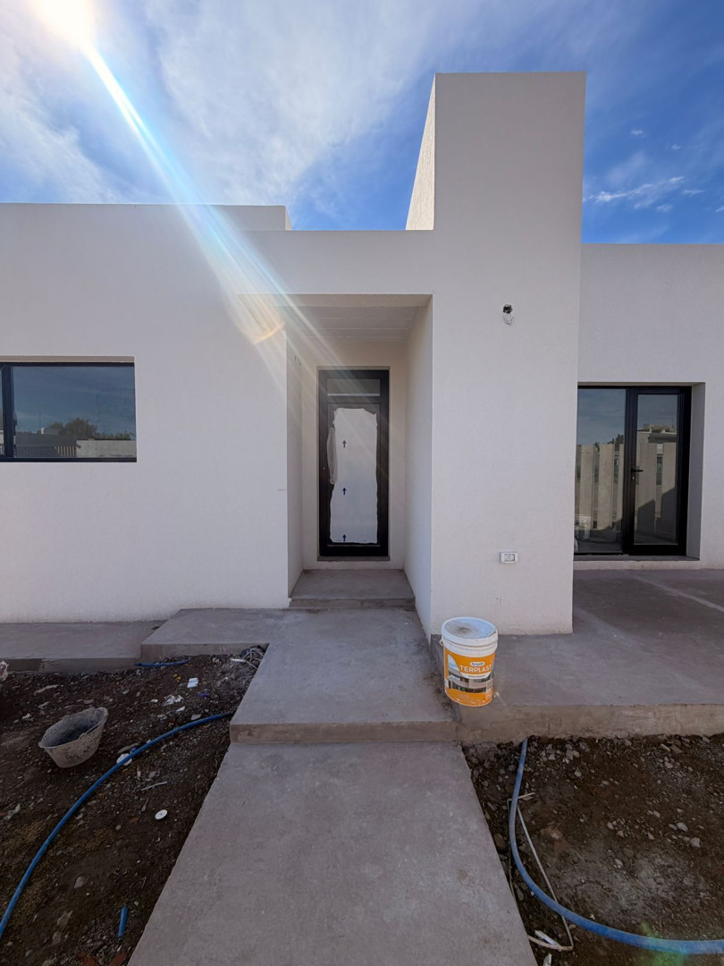Casa en Venta en Los Adobes 884,  Bahía Blanca - Bahía Blanca Propiedades | SITIO OFICIAL l