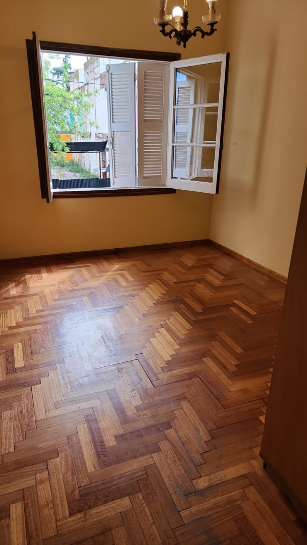 Casa en Alquiler en Hipolito Yrigoyen 261, Centro, Bahía Blanca - Bahía Blanca Propiedades | SITIO OFICIAL l