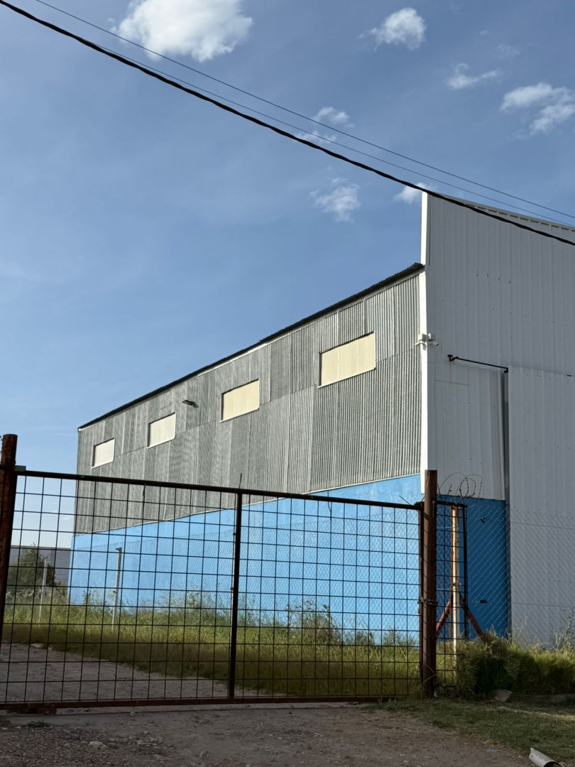 Galpón en Venta en  Calle 1810 N° 3659, Parque Industrial, Bahía Blanca - Bahía Blanca Propiedades | SITIO OFICIAL l