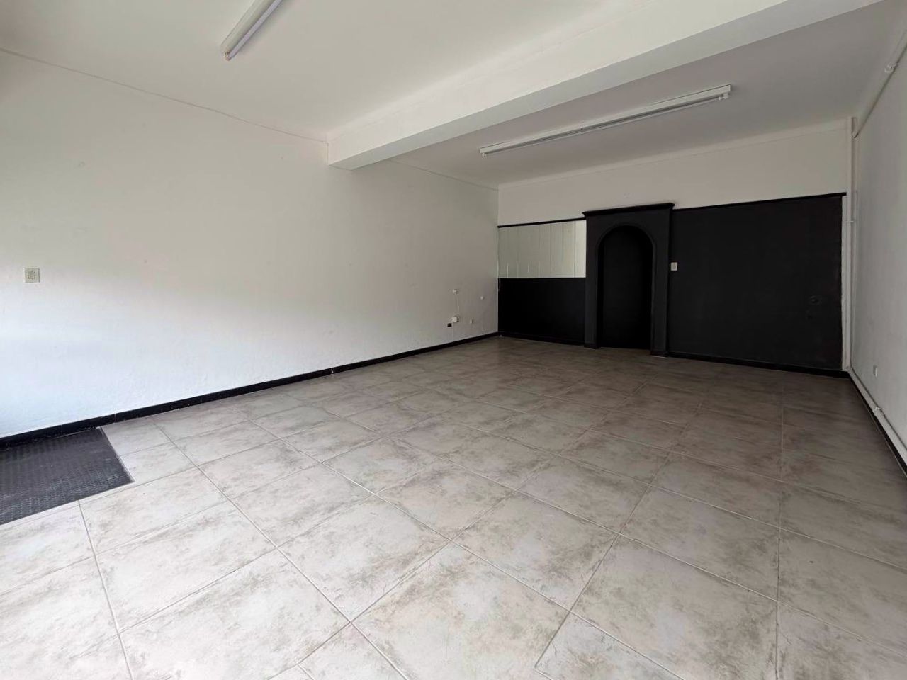 Local en Alquiler en Garibaldi 500,  Bahía Blanca - Bahía Blanca Propiedades | SITIO OFICIAL l