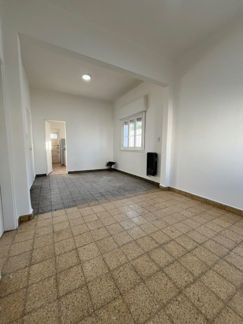 Casa en Alquiler en Castelar 1771, Villa Mitre, Bahía Blanca - Bahía Blanca Propiedades | SITIO OFICIAL l