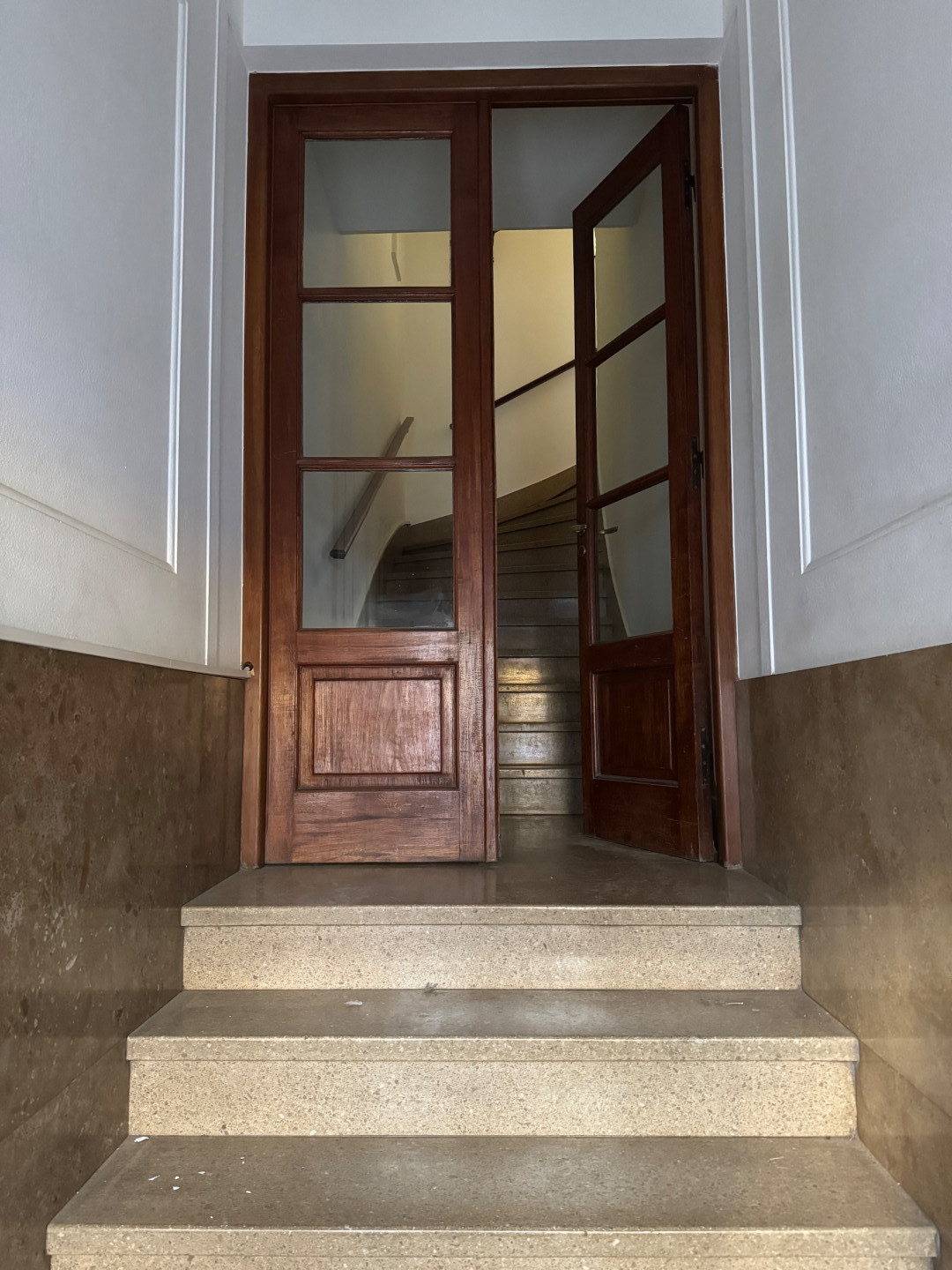 Casa en Alquiler en Estomba Al 100, Centro, Bahía Blanca - Bahía Blanca Propiedades | SITIO OFICIAL l