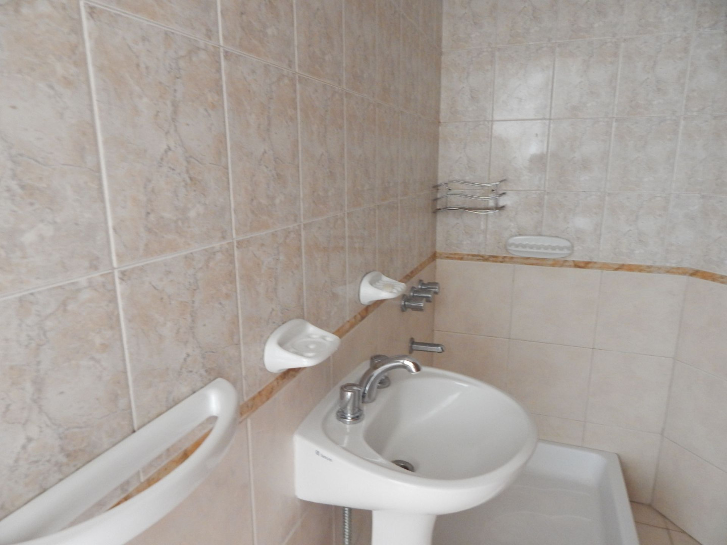 Terreno en Alquiler en Zapiola 1198,  Bahía Blanca - Bahía Blanca Propiedades | SITIO OFICIAL l