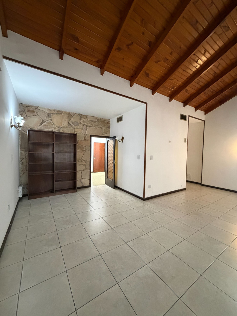 Casa en Alquiler en 12 De Octubre 700, Universitario, Bahía Blanca - Bahía Blanca Propiedades | SITIO OFICIAL l