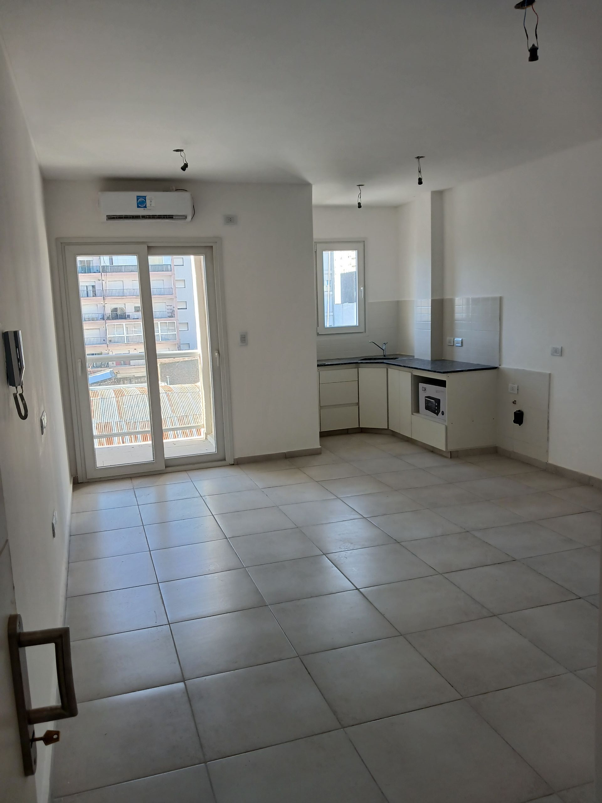 Departamento en Alquiler en Castelli 165, Centro, Bahía Blanca - Bahía Blanca Propiedades | SITIO OFICIAL l