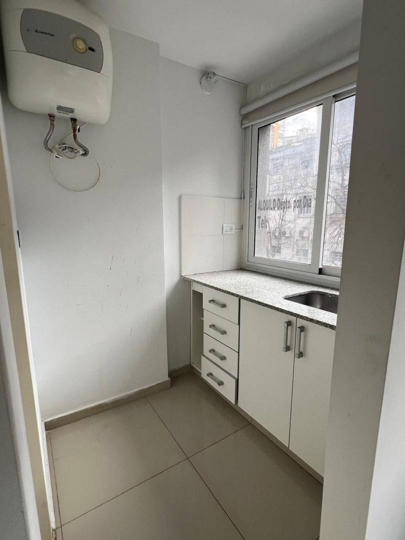 Oficina en Alquiler en Las Heras 164, Centro, Bahía Blanca - Bahía Blanca Propiedades | SITIO OFICIAL l