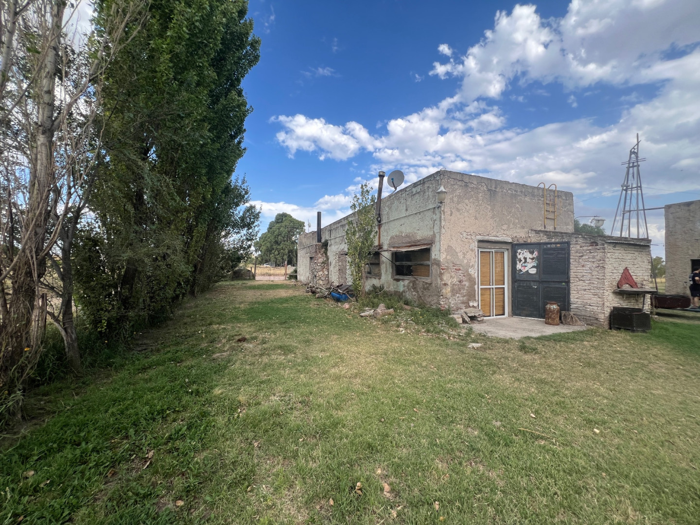 Casaquinta en Venta en Adolfo Kugler 1000,  Tornquist - Bahía Blanca Propiedades | SITIO OFICIAL l