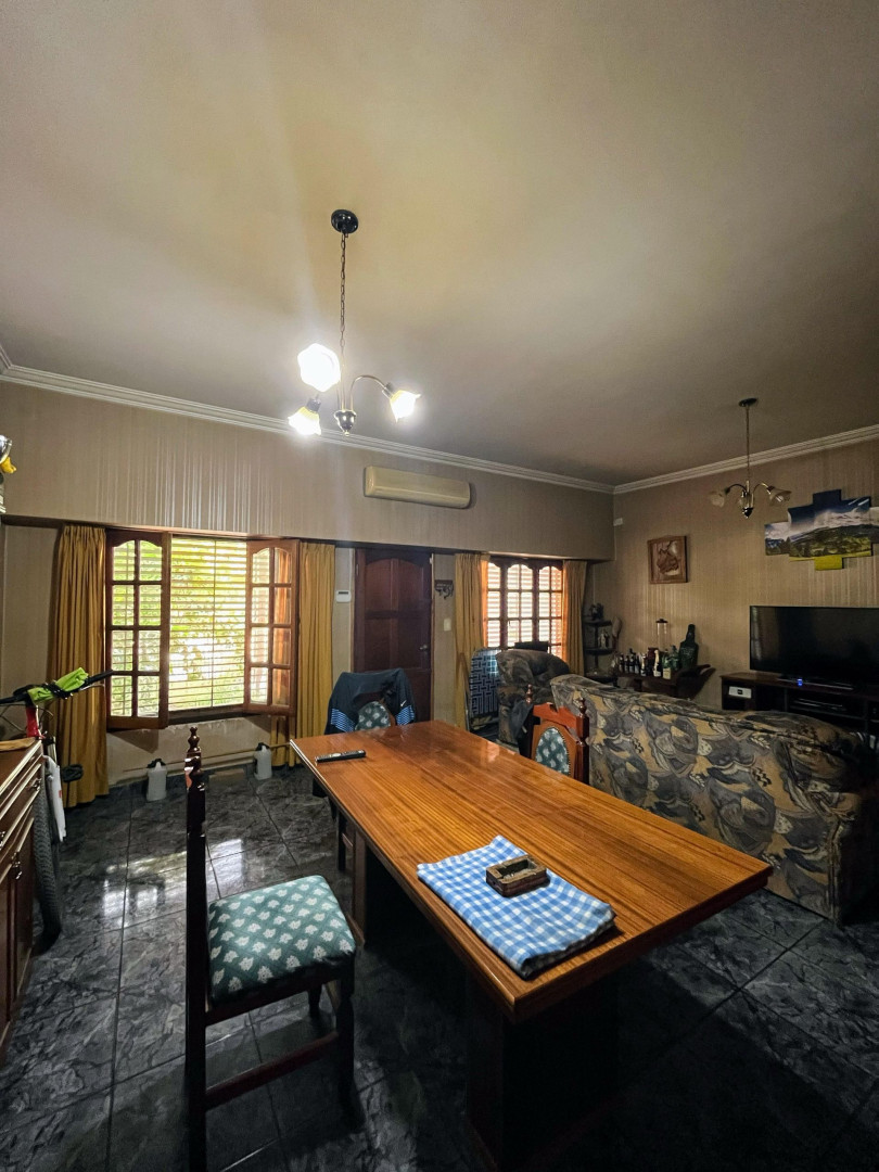 Casa en Venta en Cacique Venancio 1600, Villa Amaducci, Bahía Blanca - Bahía Blanca Propiedades | SITIO OFICIAL l