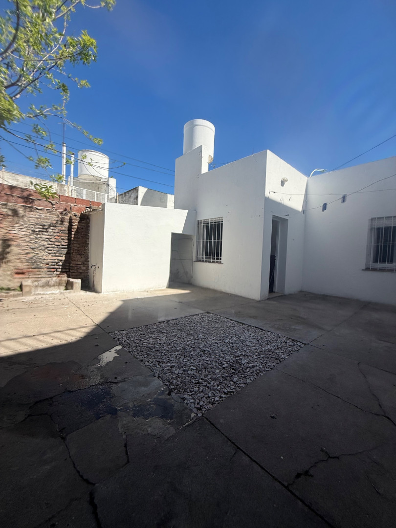 Casa en Alquiler en Undiano 734, Pedro Pico, Bahía Blanca - Bahía Blanca Propiedades | SITIO OFICIAL l