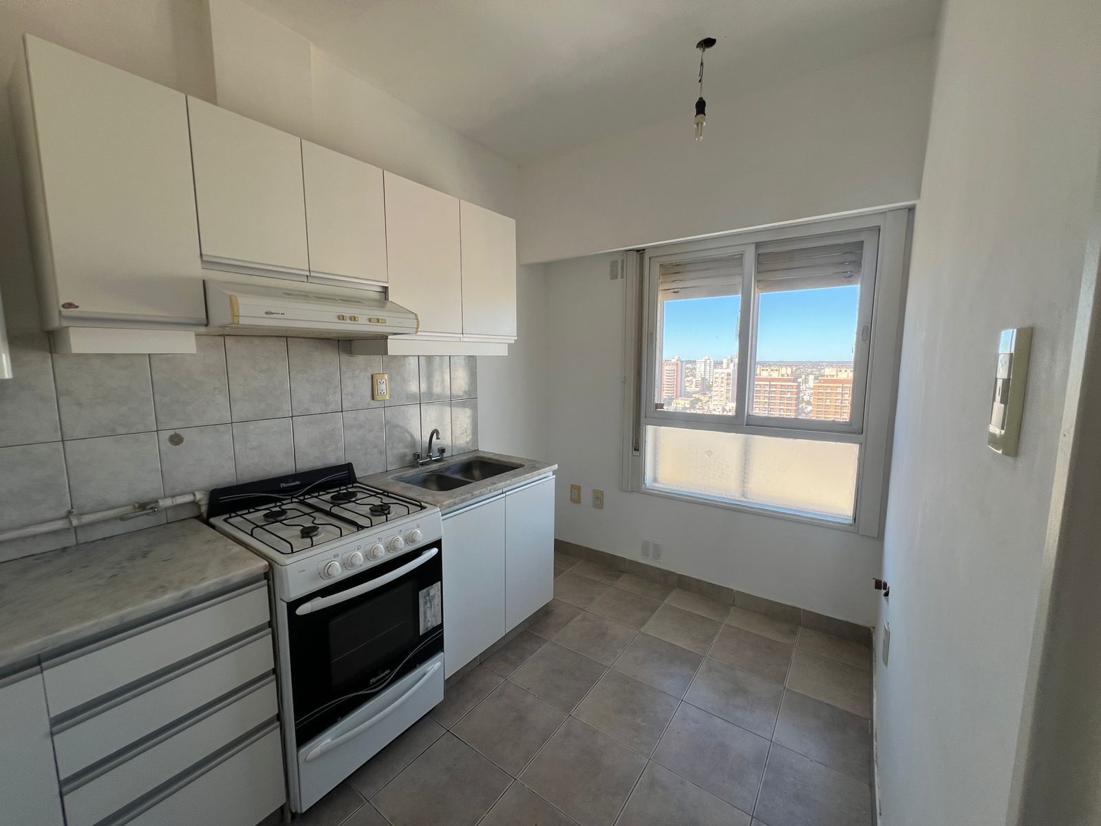 Departamento en Alquiler en Donado 97, Centro, Bahía Blanca - Bahía Blanca Propiedades | SITIO OFICIAL l
