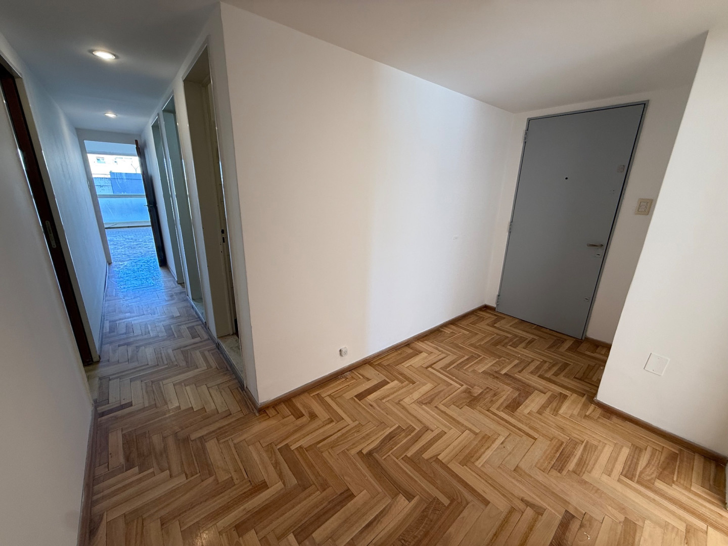 Oficina en Alquiler en Las Heras 124, Centro, Bahía Blanca - Bahía Blanca Propiedades | SITIO OFICIAL l