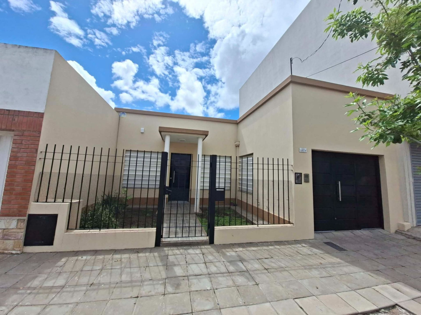 Casa en Alquiler en GUEMES 1500, Pacifico, Bahía Blanca - Bahía Blanca Propiedades | SITIO OFICIAL l