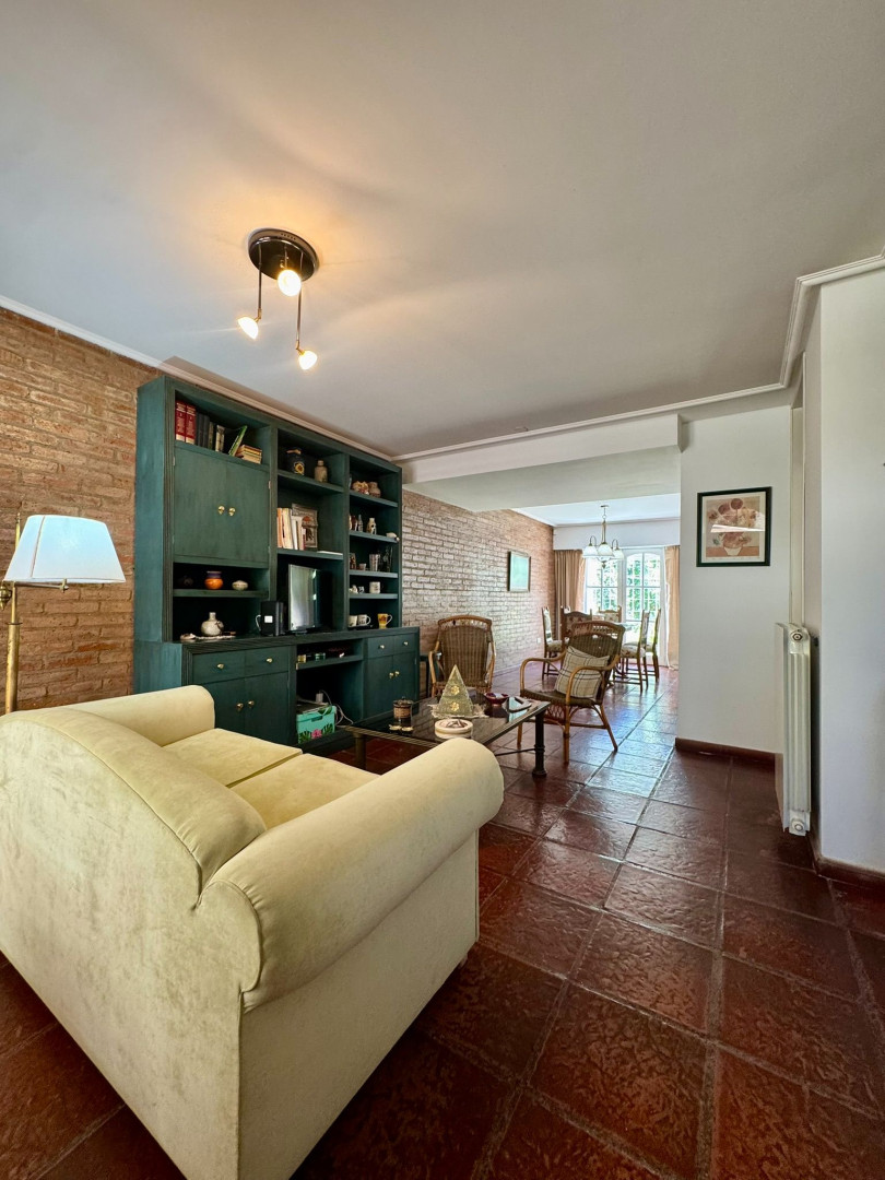 Casa en Venta en Cuyo 926, Villa Floresta, Bahía Blanca - Bahía Blanca Propiedades | SITIO OFICIAL l