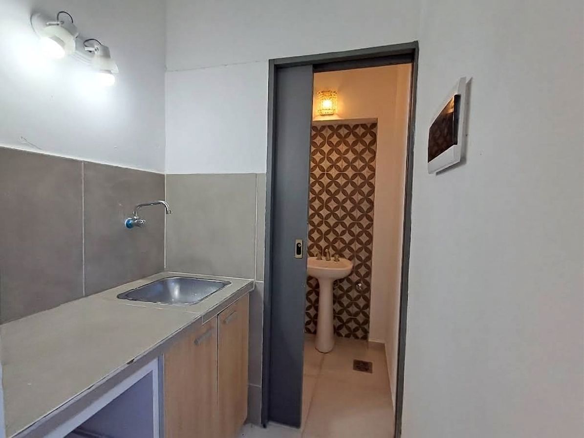 Local en Alquiler en Alberti Y Mitre , San Cayetano, Bahía Blanca - Bahía Blanca Propiedades | SITIO OFICIAL l