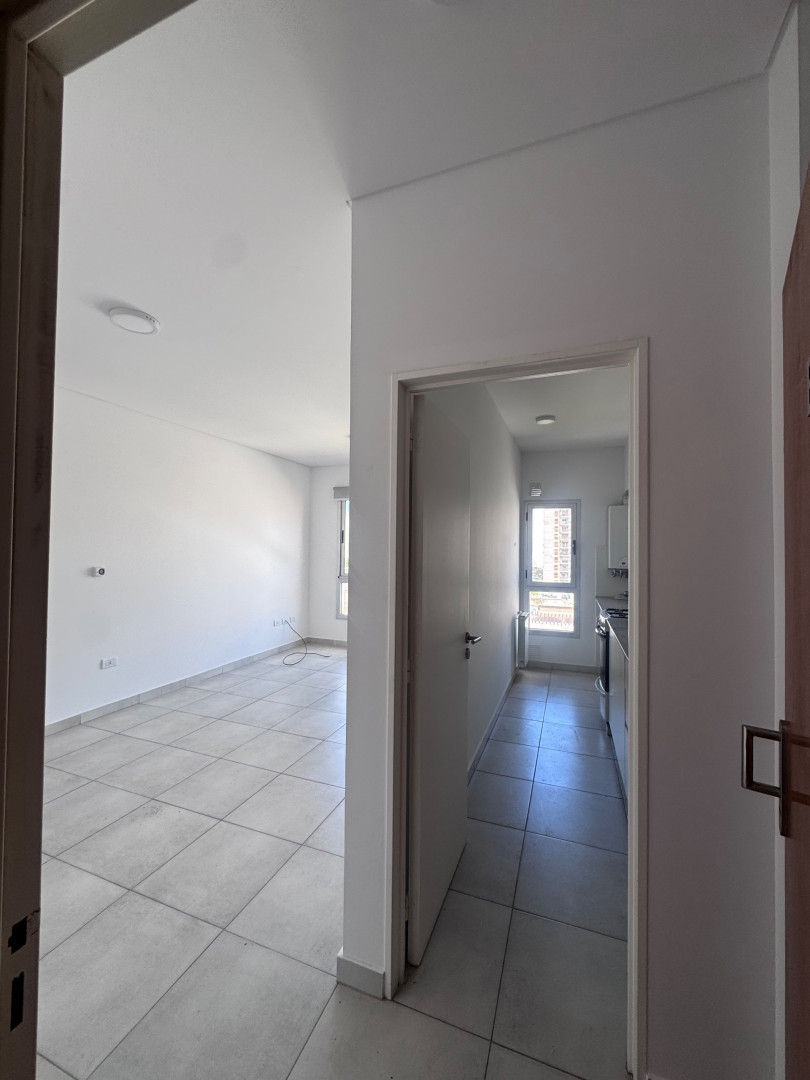 Departamento en Alquiler en Caronti 200, Centro, Bahía Blanca - Bahía Blanca Propiedades | SITIO OFICIAL l