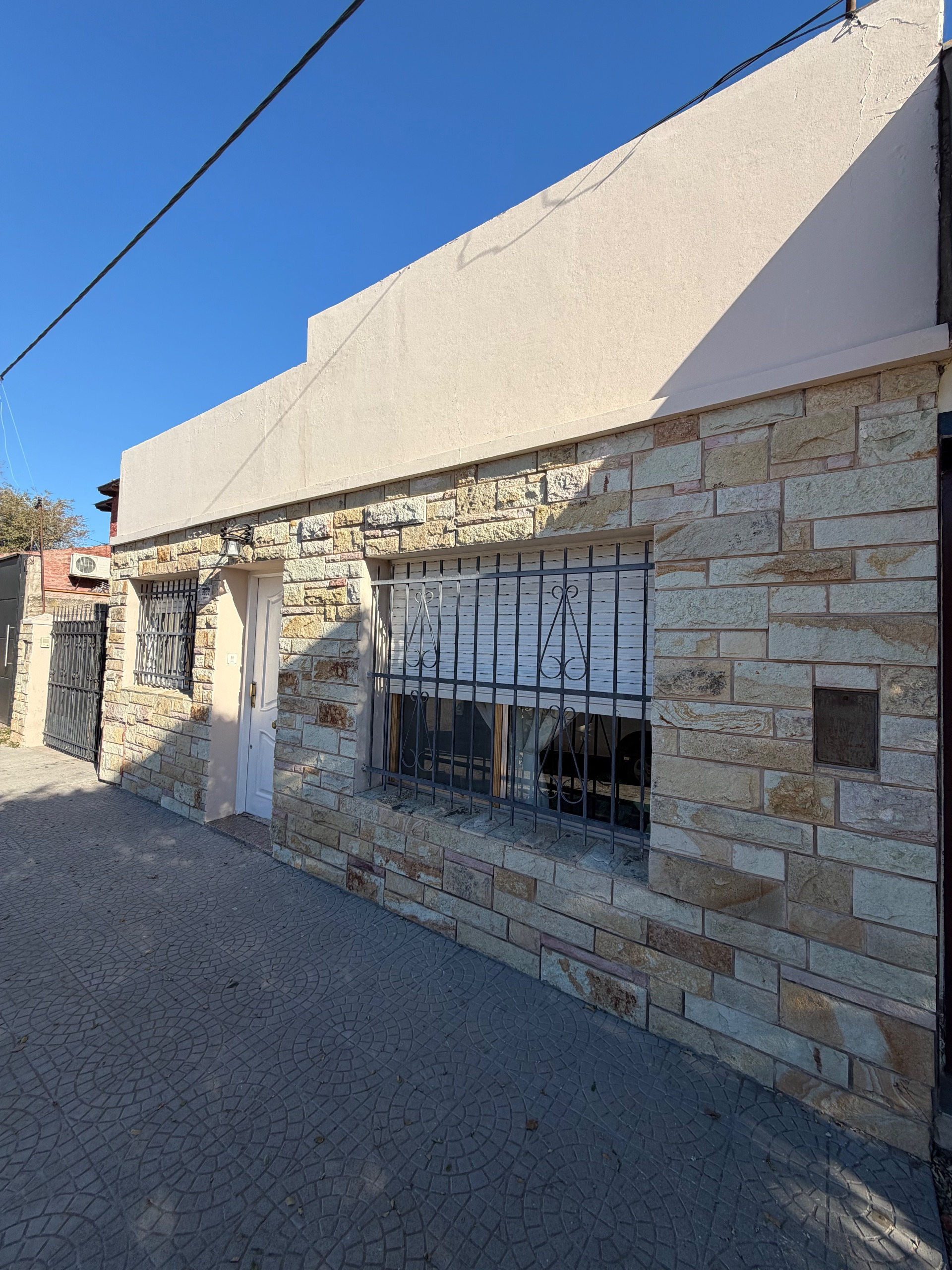 PH en Venta en Catamarca 2032, Vista Alegre, Bahía Blanca - Bahía Blanca Propiedades | SITIO OFICIAL l