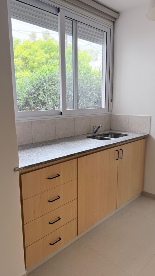 Duplex en Alquiler en Colombia Al 1000, Villa del Parque, Bahía Blanca - Bahía Blanca Propiedades | SITIO OFICIAL l