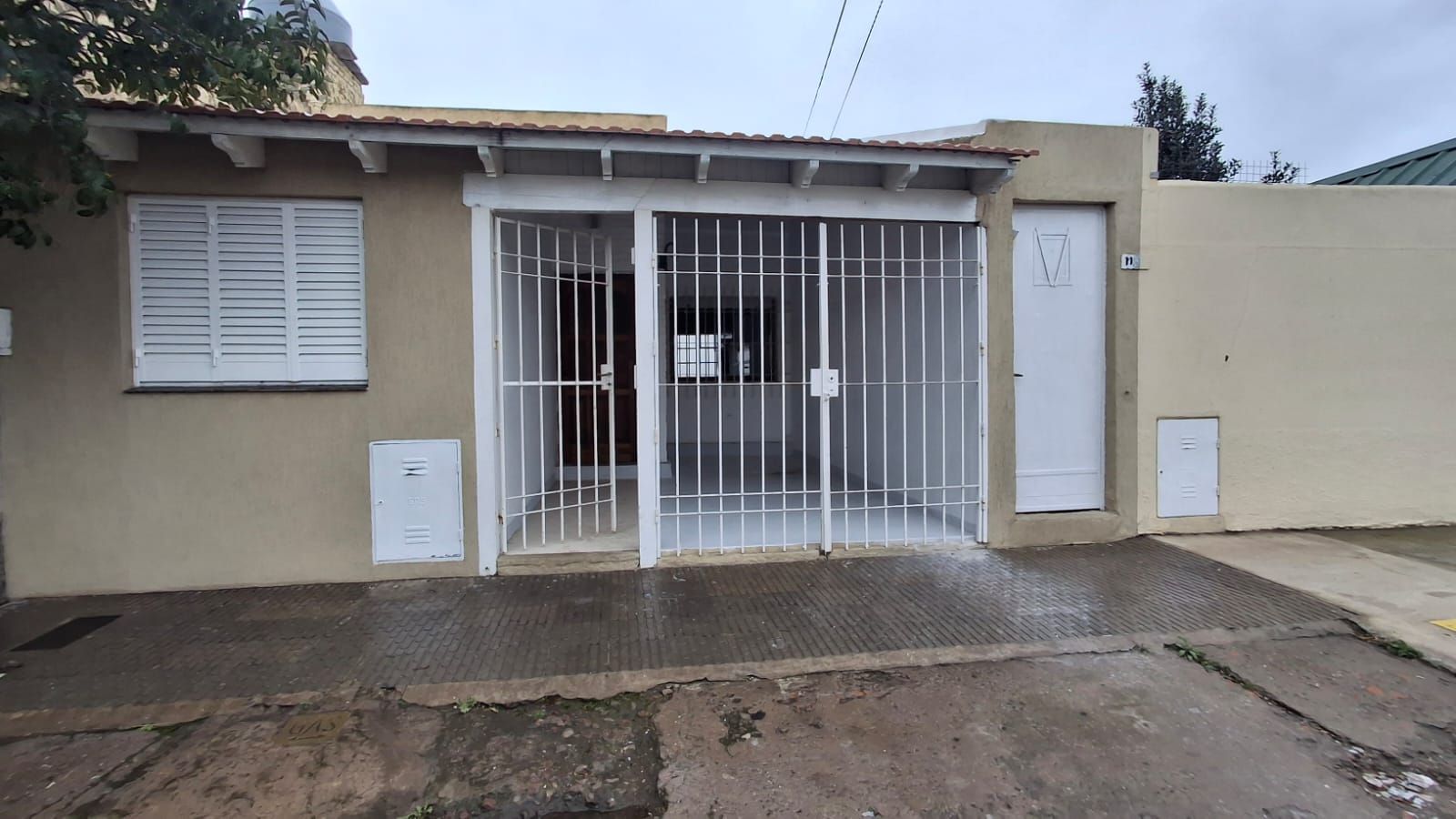 Casa en Alquiler en Malvinas 1153, Kilometro 5, Bahía Blanca - Bahía Blanca Propiedades | SITIO OFICIAL l