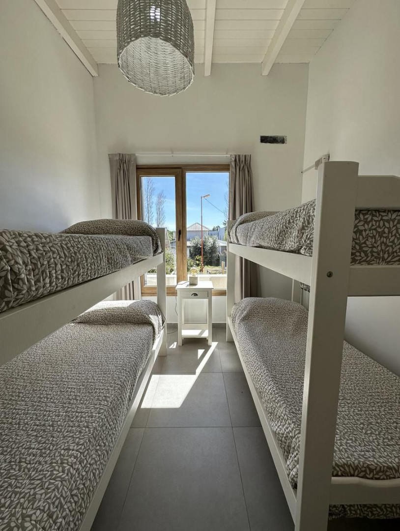 Casa en Venta en  Av Sansot Y Los Cardenales, Monte del Este, Monte Hermoso - Bahía Blanca Propiedades | SITIO OFICIAL l