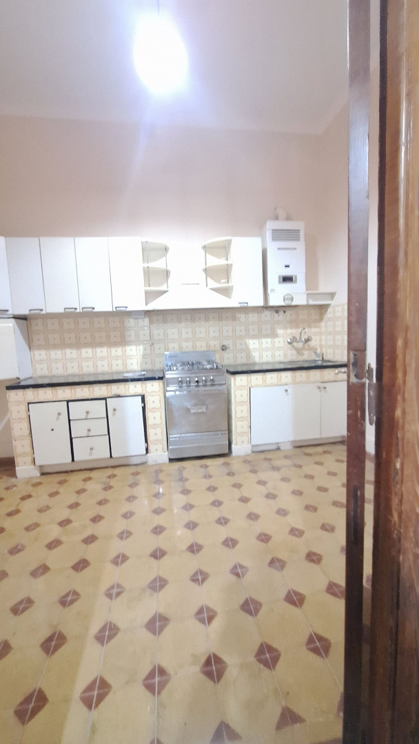 Casa en Alquiler en Sixto Laspiur 800, Kilometro 5, Bahía Blanca - Bahía Blanca Propiedades | SITIO OFICIAL l