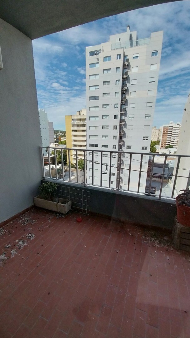 Departamento en Venta en Sarmiento 300, Centro, Bahía Blanca - Bahía Blanca Propiedades | SITIO OFICIAL l