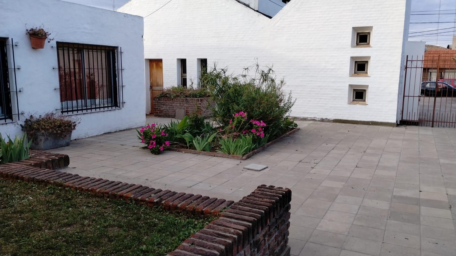 Casa en Venta en Necochea Y Castelar,  Bahía Blanca - Bahía Blanca Propiedades | SITIO OFICIAL l