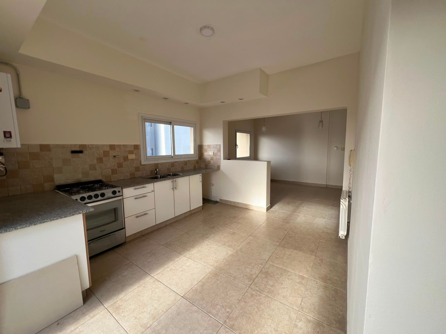 Departamento en Alquiler en Granaderos 110, Centro, Bahía Blanca - Bahía Blanca Propiedades | SITIO OFICIAL l