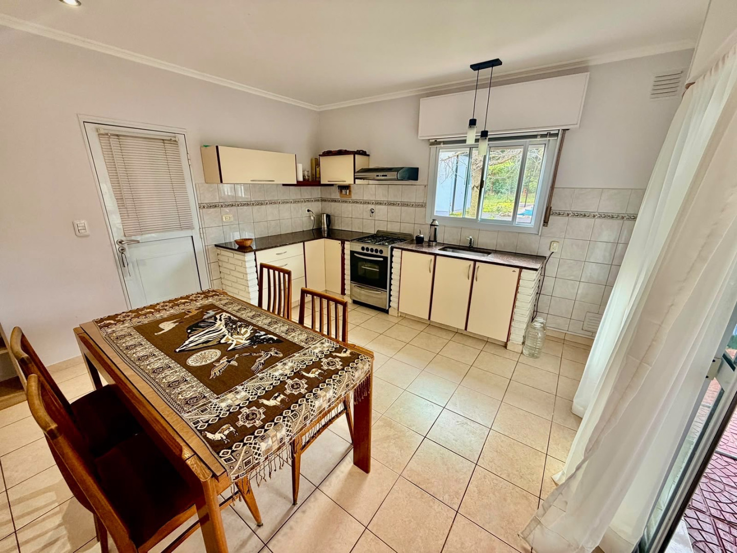 Casa en Alquiler  Pago Chico, Bahía Blanca - Bahía Blanca Propiedades | SITIO OFICIAL l
