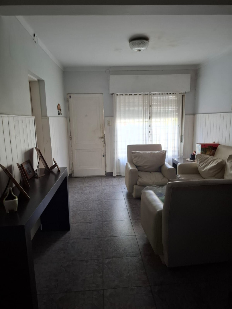 Casa + Departamento en Venta en Witcomb 100, La Falda, Bahía Blanca - Bahía Blanca Propiedades | SITIO OFICIAL l